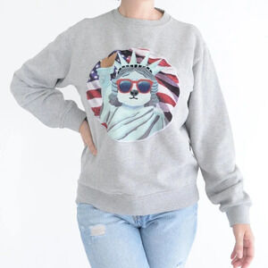 Campaign Beyond Closet Statue of Liberty Grey with  Dog Crewneck Sweater Med